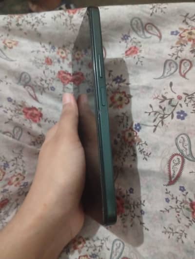 Vivo y04