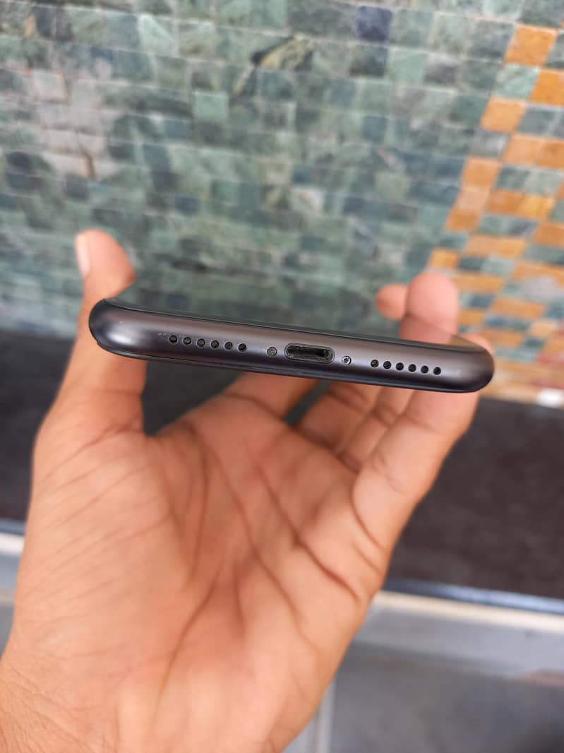 appla iPhone 11 1