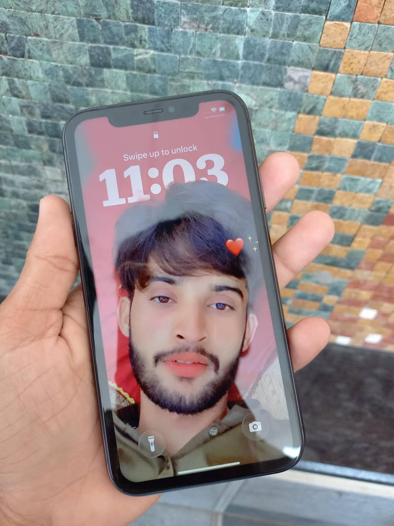 appla iPhone 11 6