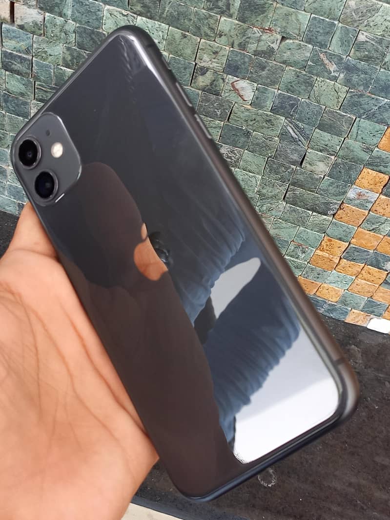 appla iPhone 11 7