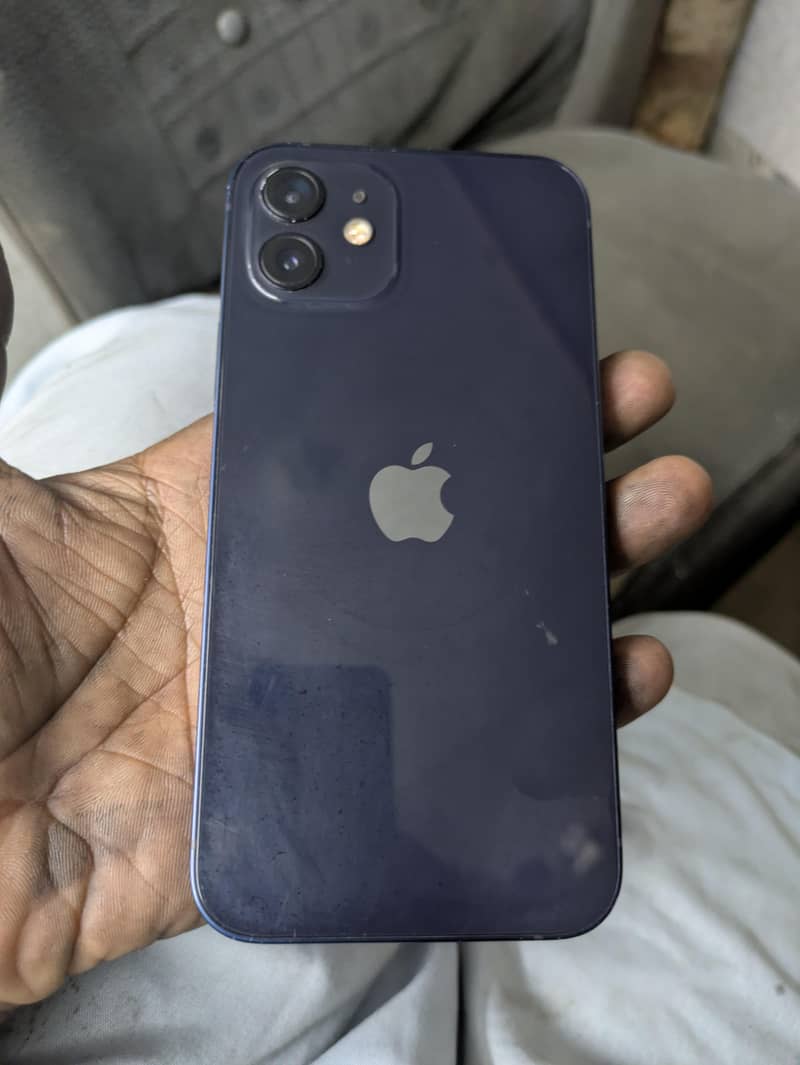 Apple iPhone 12 2