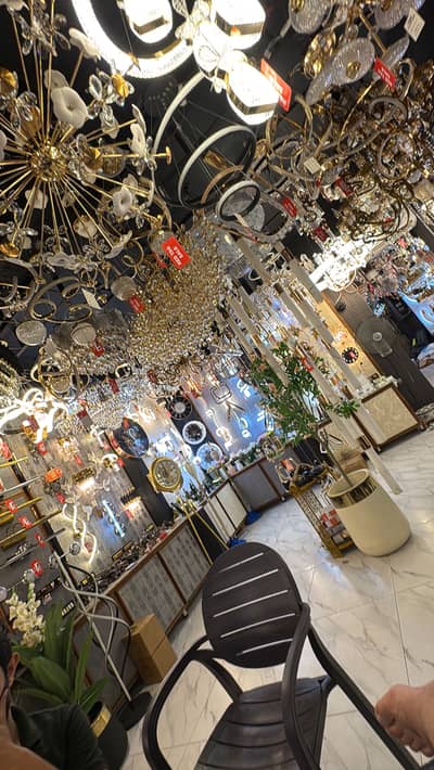 Need helper at my showroom