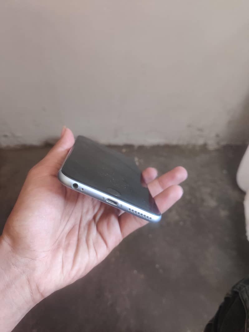 Apple iPhone 6S Plus 1