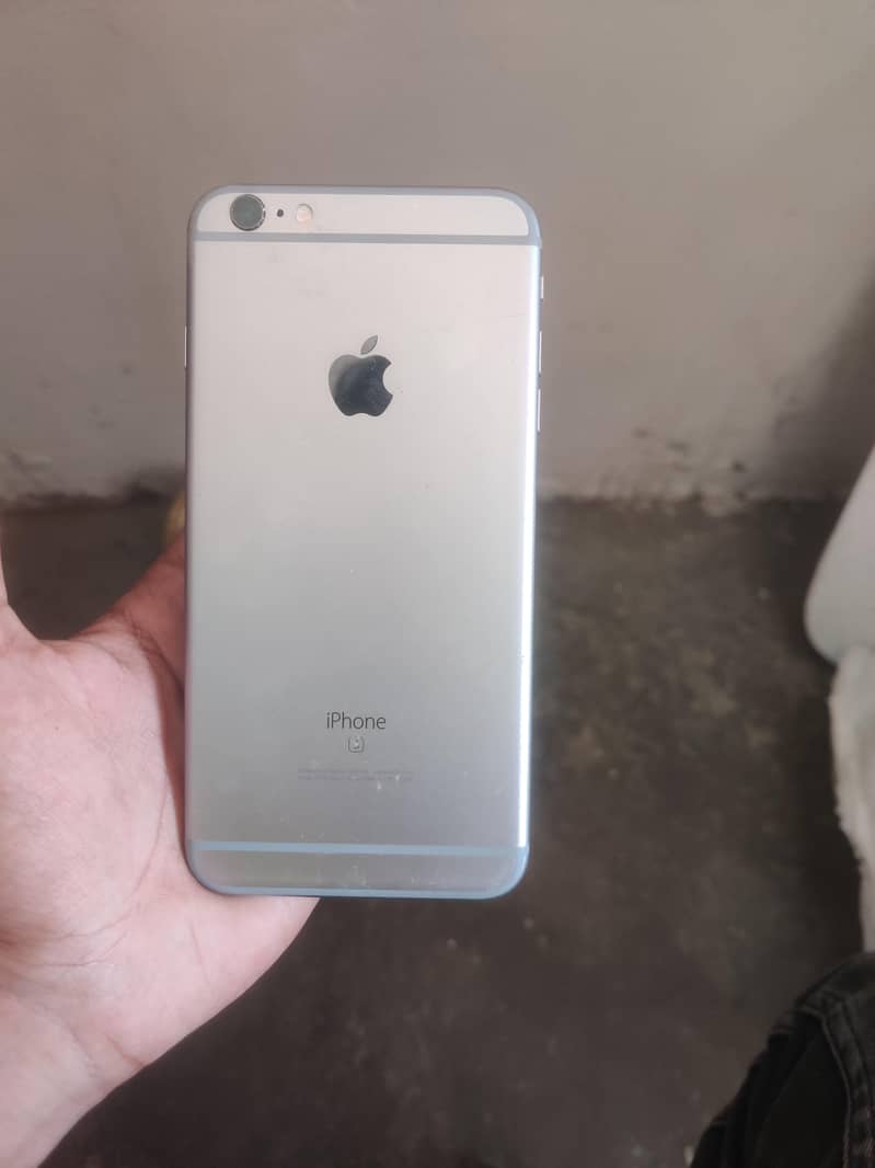 Apple iPhone 6S Plus 3
