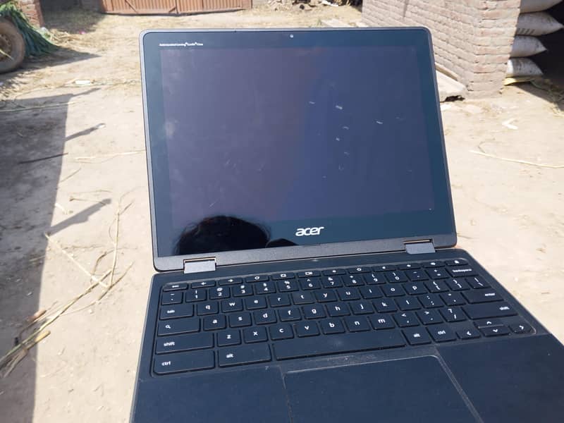Chromebook 0
