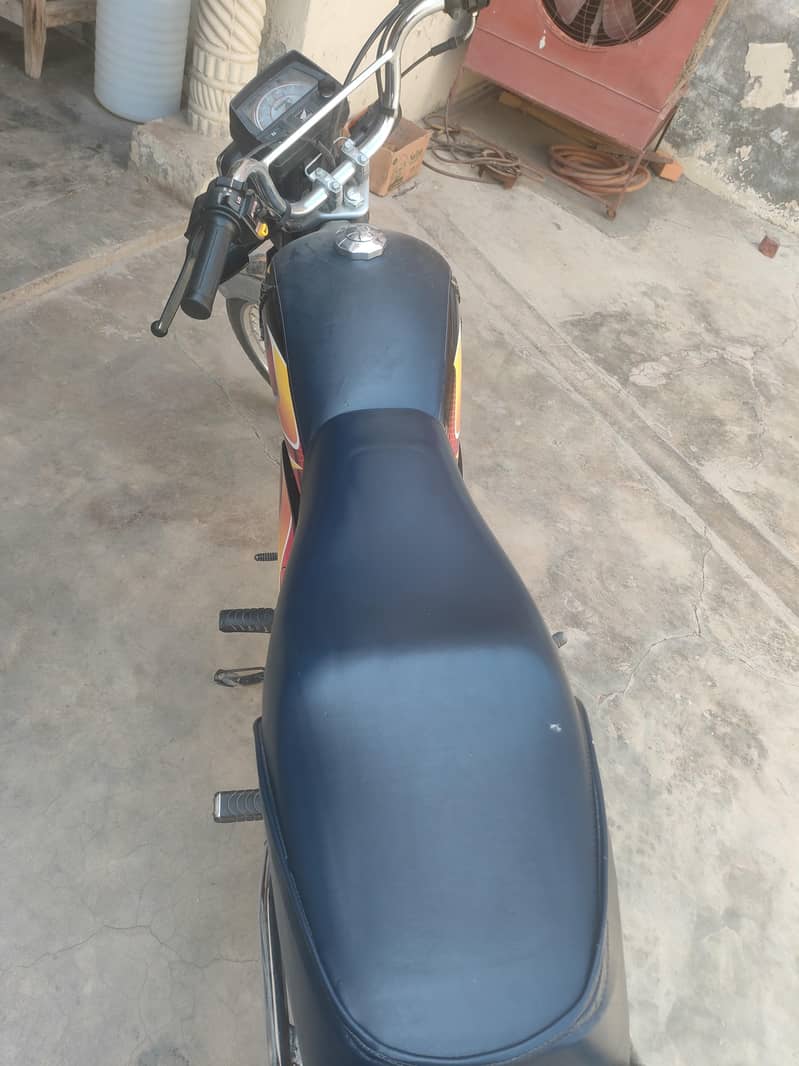 Model 2026. condition 10/10 rigistration multan. 3