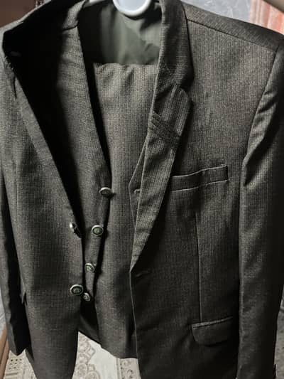 Three pices suit