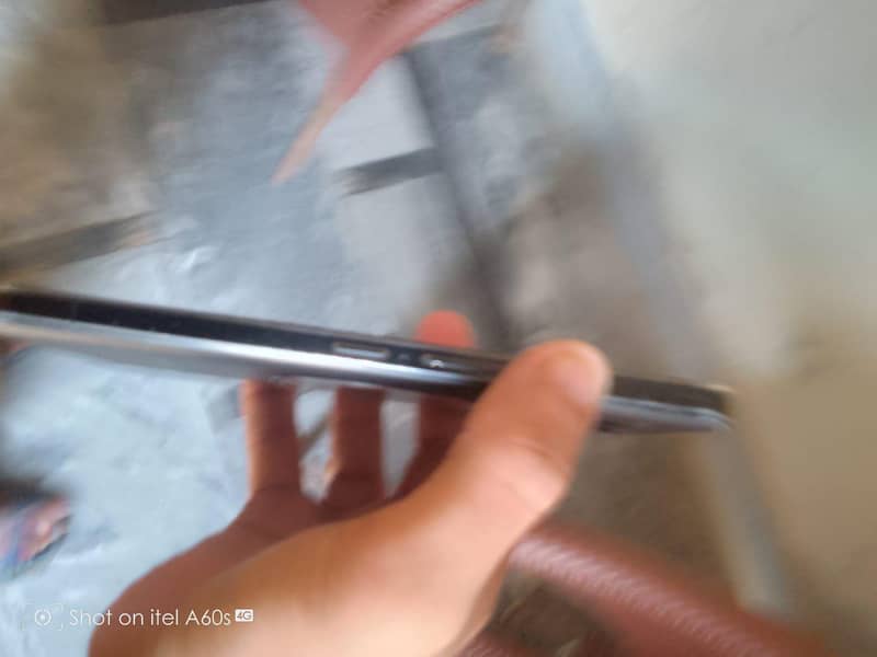 sharp Aquos r7 1