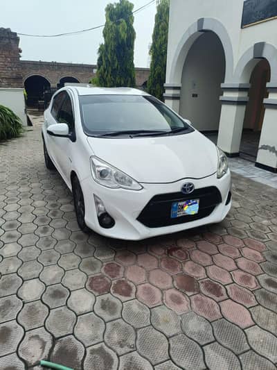 2015/22 Model Toyota Aqua Hybrid for Sale