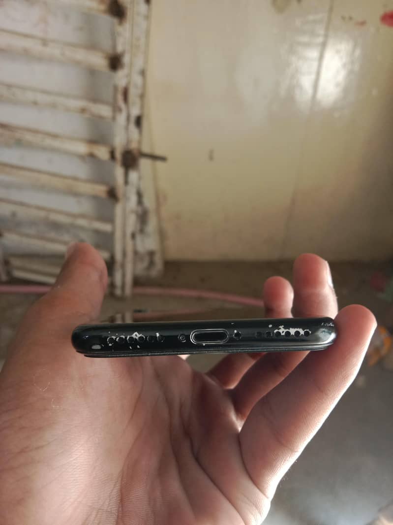 Apple iPhone 7 3