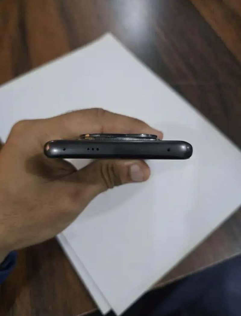 Xiaomi Redmi Note 14 Pro 3