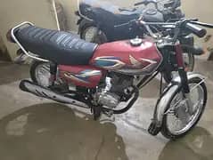 Honda CG125 Red 2022 Model