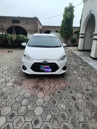 2015/22 Model Toyota Aqua Hybrid for Sale