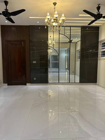 1 Kanal Beautiful Constructed Luxury House For Sale In Tariq Garden D Block