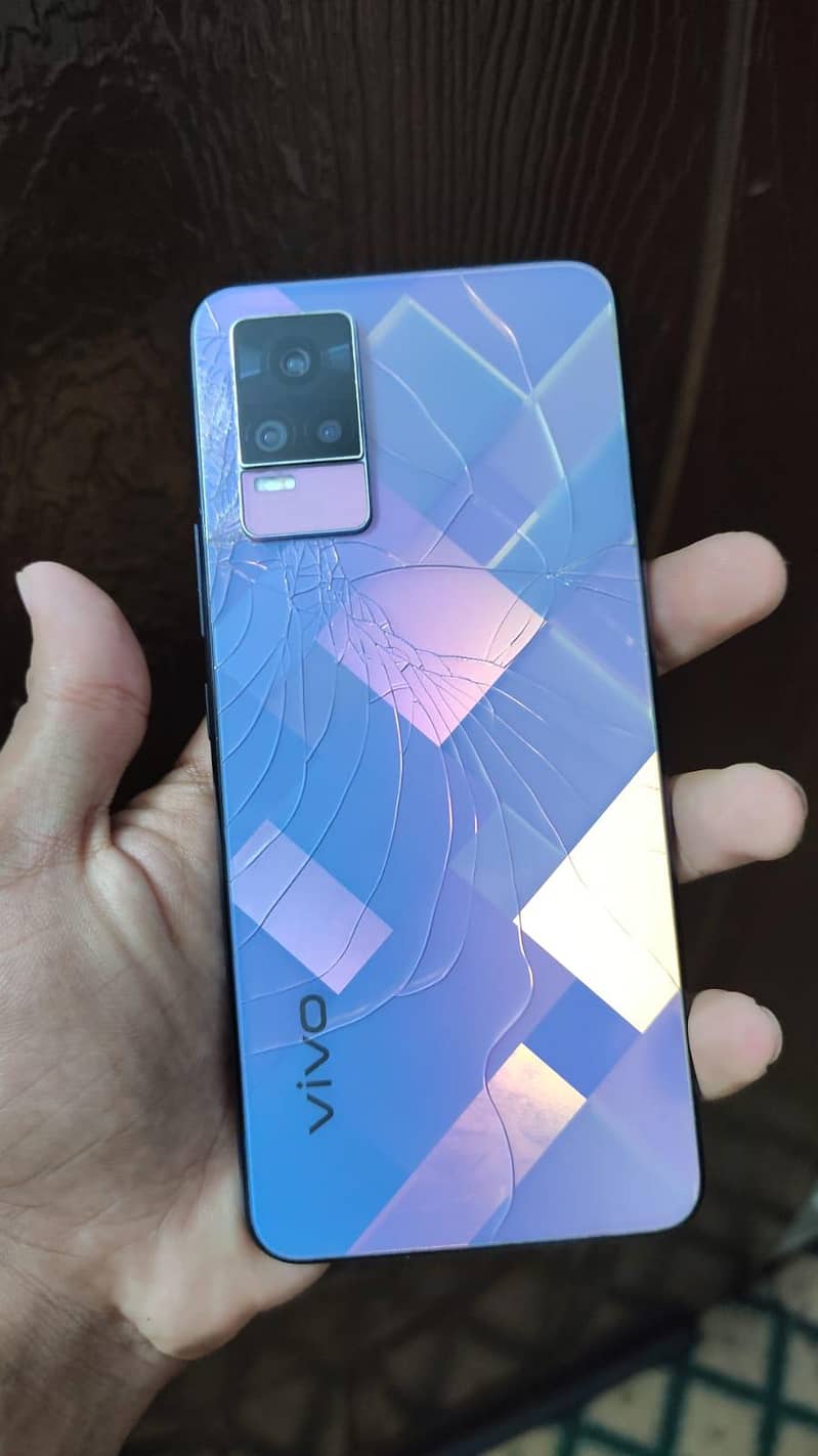 Vivo V21e 4