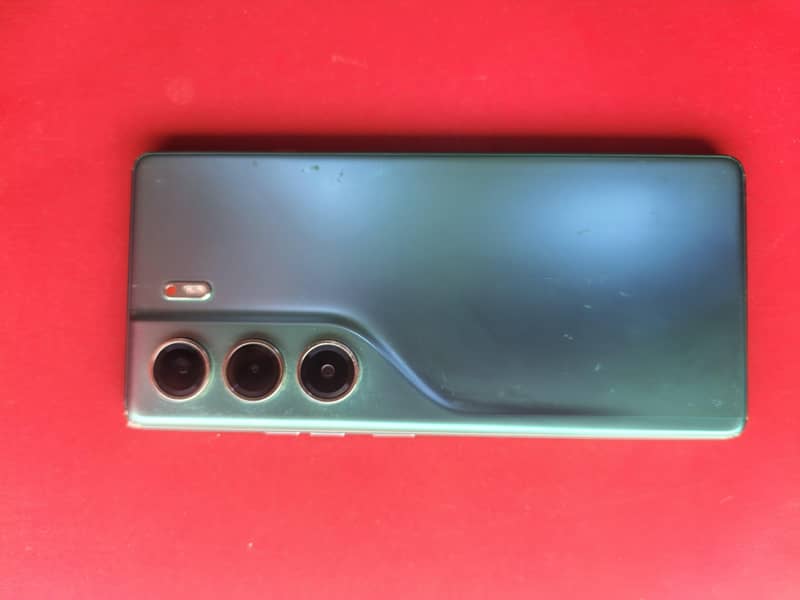 Tecno CAMON 40 2