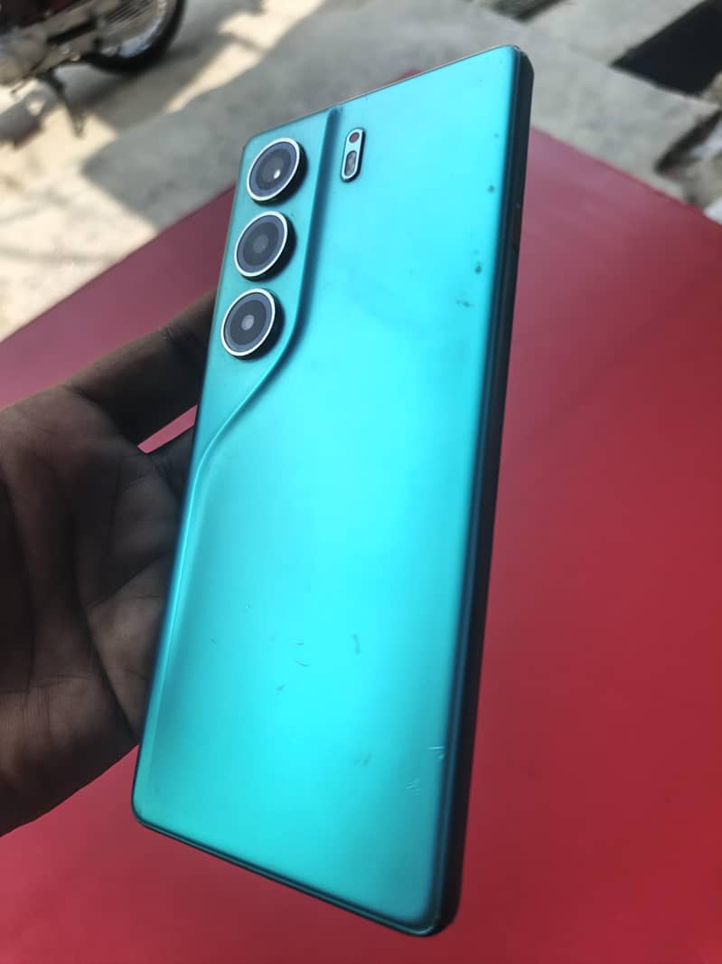 Tecno CAMON 40 4