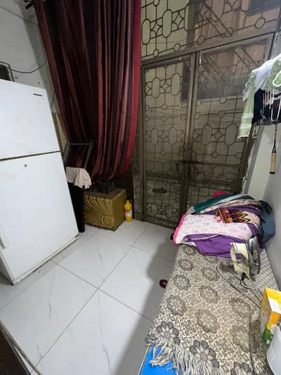 10 Marla Fully Marble Tiled Best Location For Sale