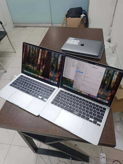 MACBOOK AIR M2 2022 13 INCH 16GB RAM 256GB SSD 2 UNITS AVAILABLE