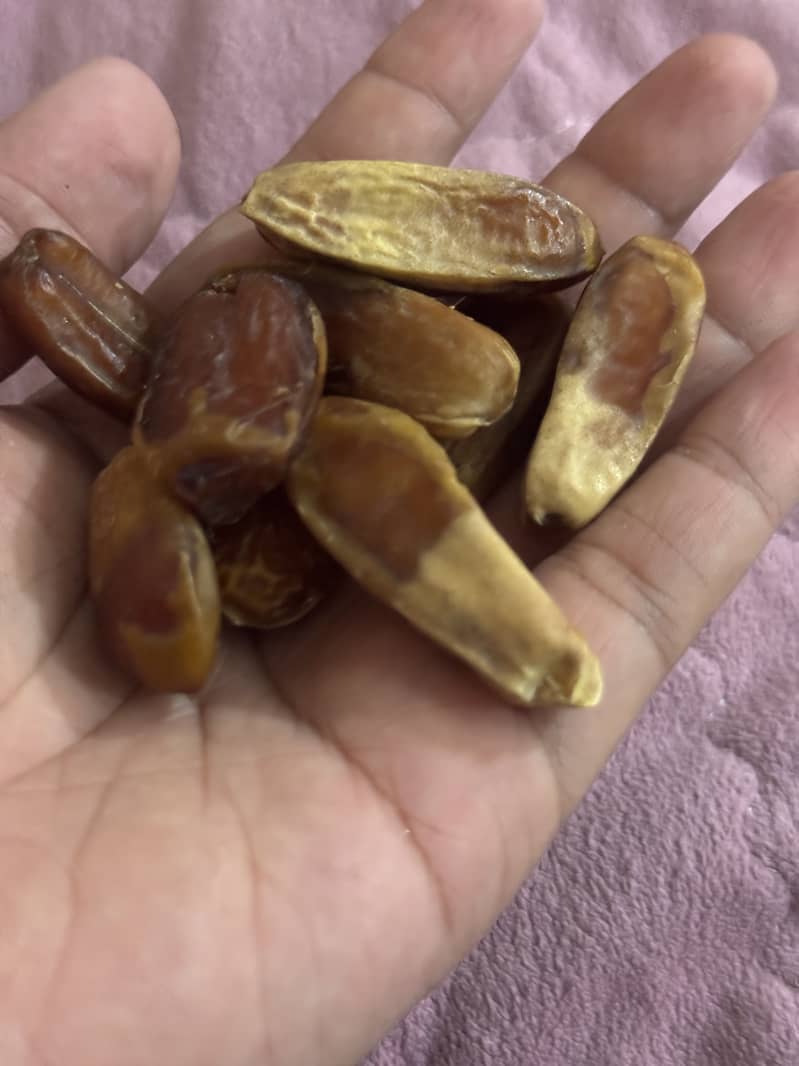 organic dates 7