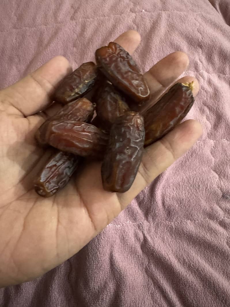 organic dates 2