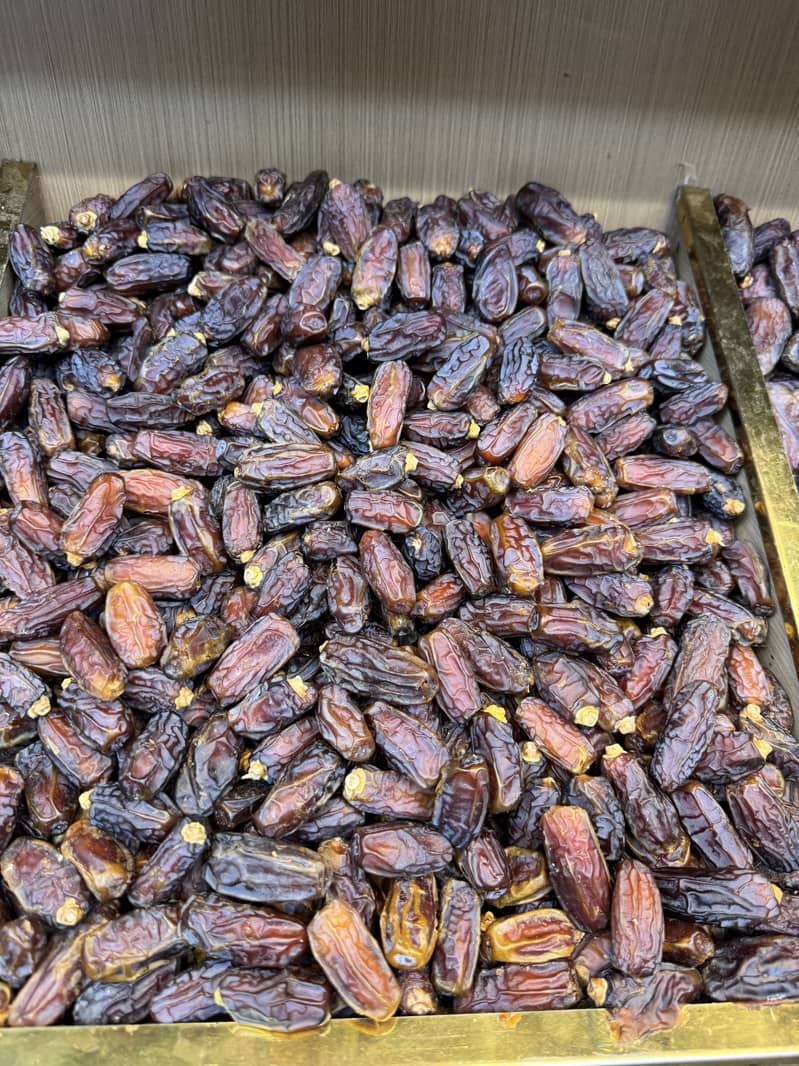 organic dates 3