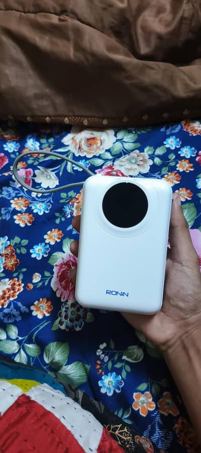 power bank ronin mega65 watt 30000mah powerbank sell  only 1 month use