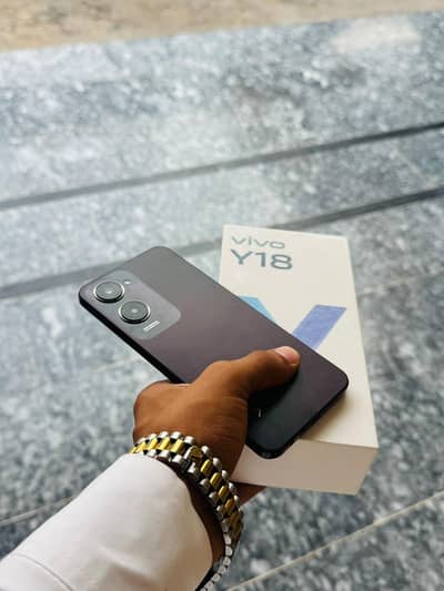 Vivo Y18 Complete Box 128GB PTA Approved