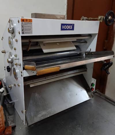 Masala Mixer l Table mixer l Plate l Dough mixer l Hooks Dough Roller