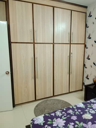 Upper porshion for rent