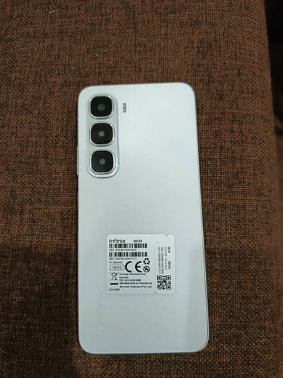 infinix hot60i neat condition 8/256