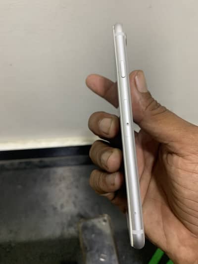 Apple iPhone 8