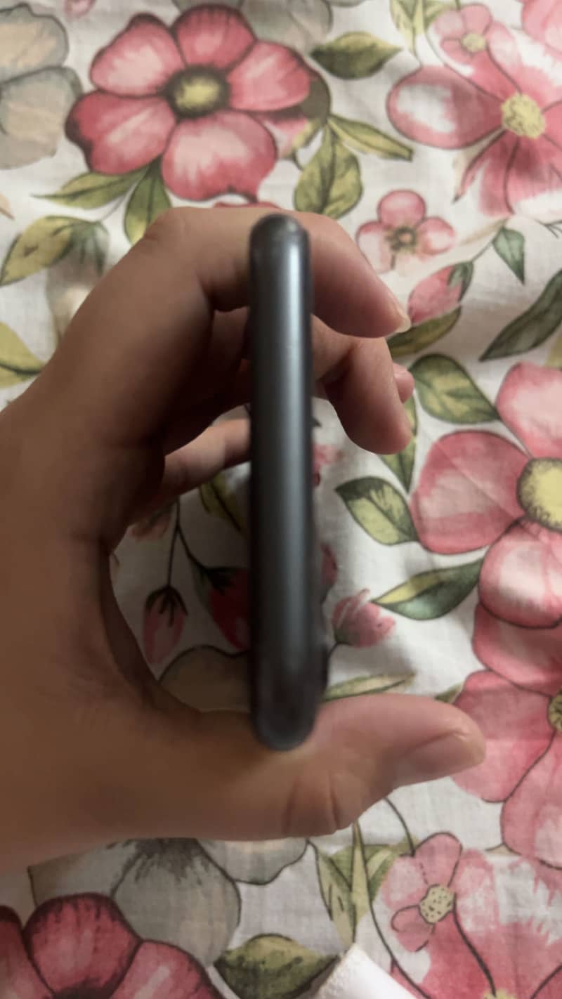 Apple iPhone 11 6