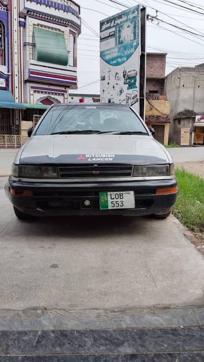 Mitsubishi Lancer 1990