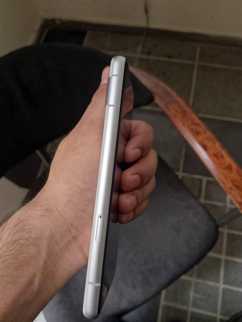Google Pixel 7a 2