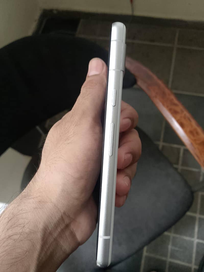 Google Pixel 7a 6