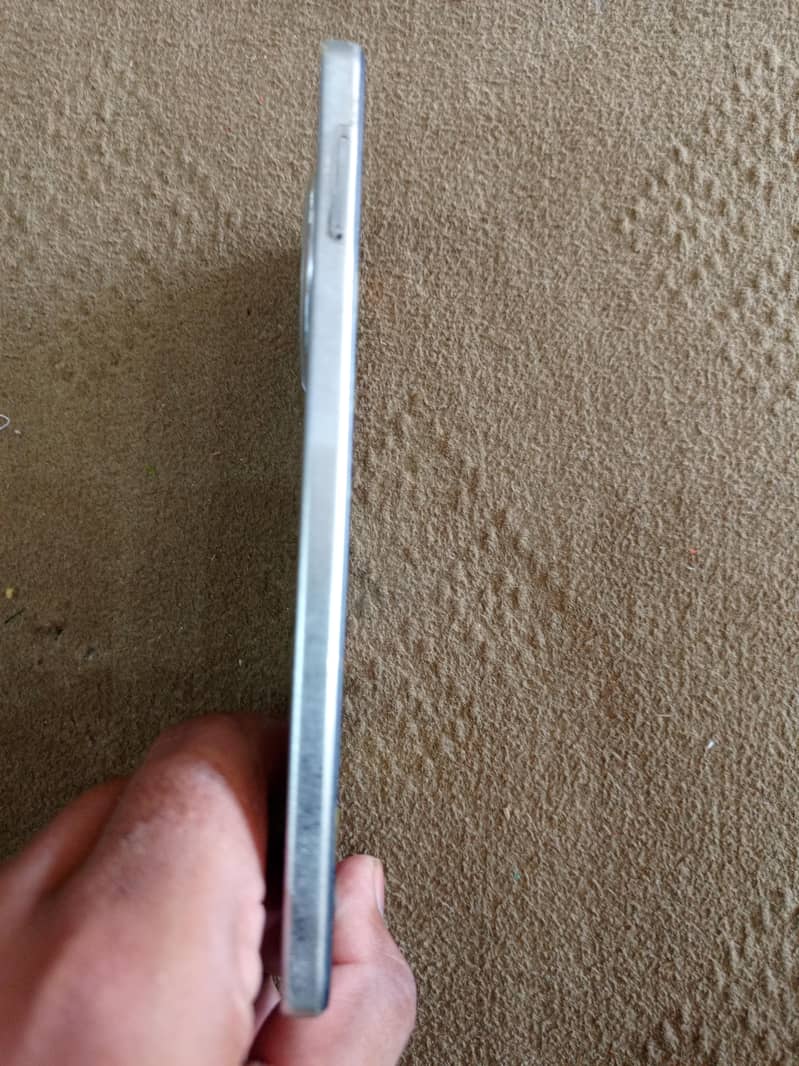 Tecno CAMON 30 1