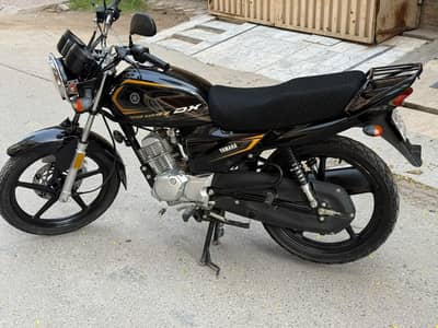 Yamaha YB125Z DX 2025 | 12000 KM | Total Genuine | New Tyres