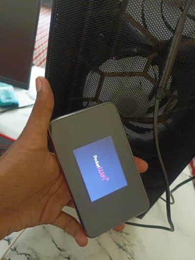 Wifi device best for gaming and downloading long battery