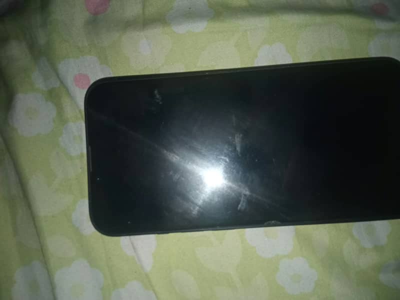 Apple iPhone 13 3