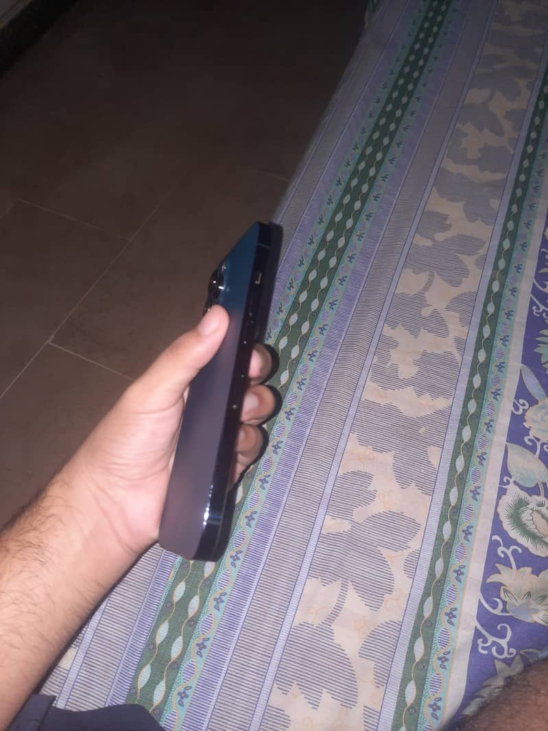Apple iPhone 12 Pro Max 5