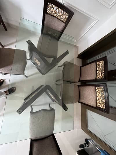 6 SEATER DINING TABLE RECENTLY POLISHED 3X6(price negotiable)
