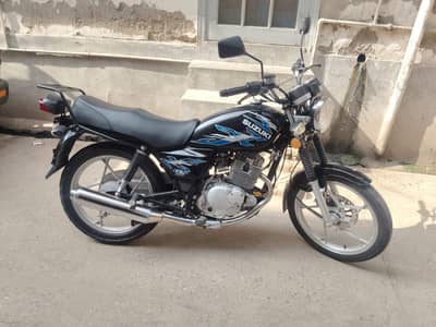 Suzuki GS 150 SE Model 2022 - Islamabad Registered - Neat Condition