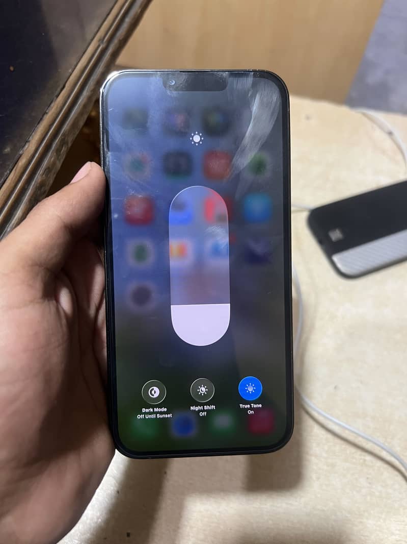 Apple iPhone 13 Pro Max 4
