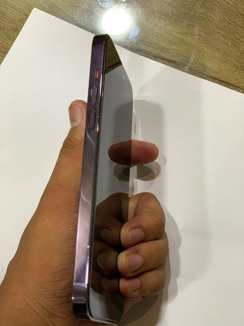 Apple iPhone 14 Pro Max 5