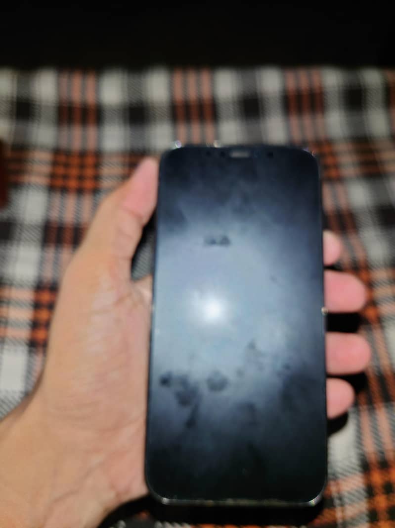 Apple iPhone 12 Pro 3
