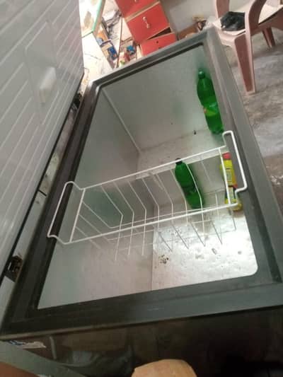 seeling Haier inverter freezer 2 month use only look like new no scra