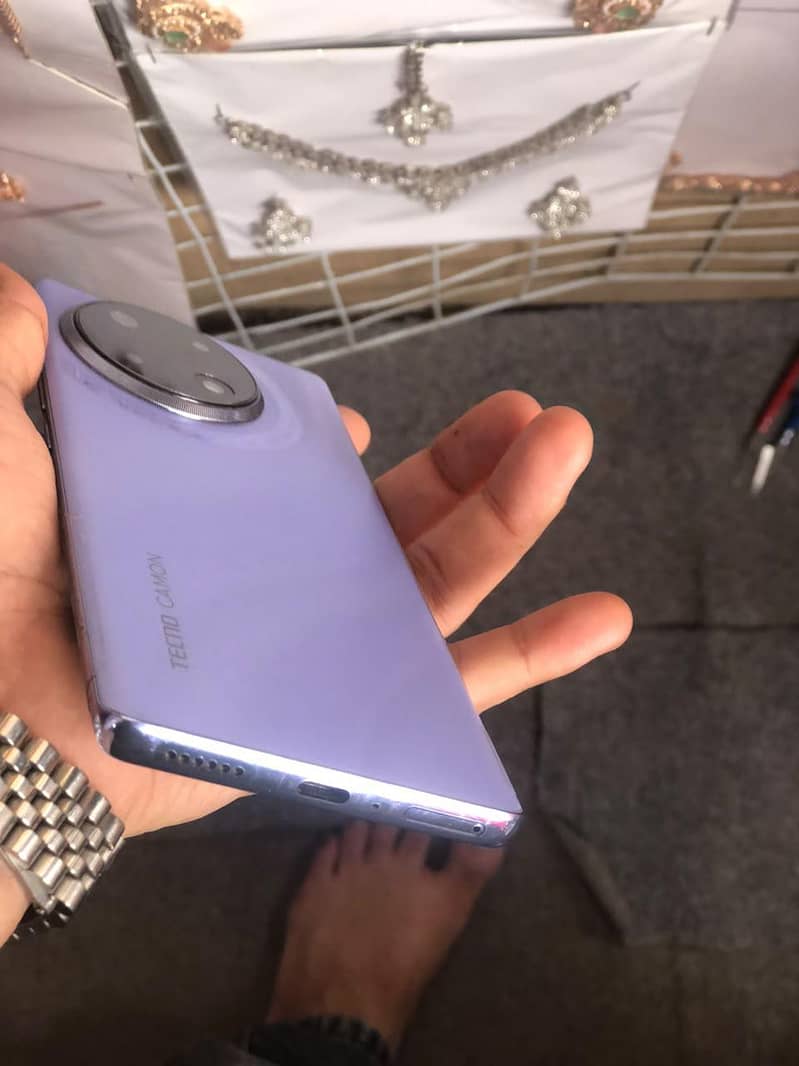 Tecno CAMON 30S 3