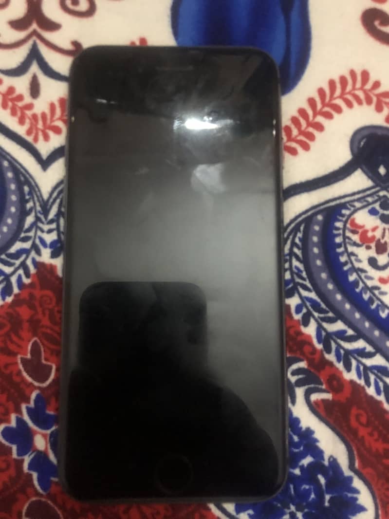 Apple iPhone 8 3