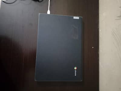 Selling Chrome book 10/10